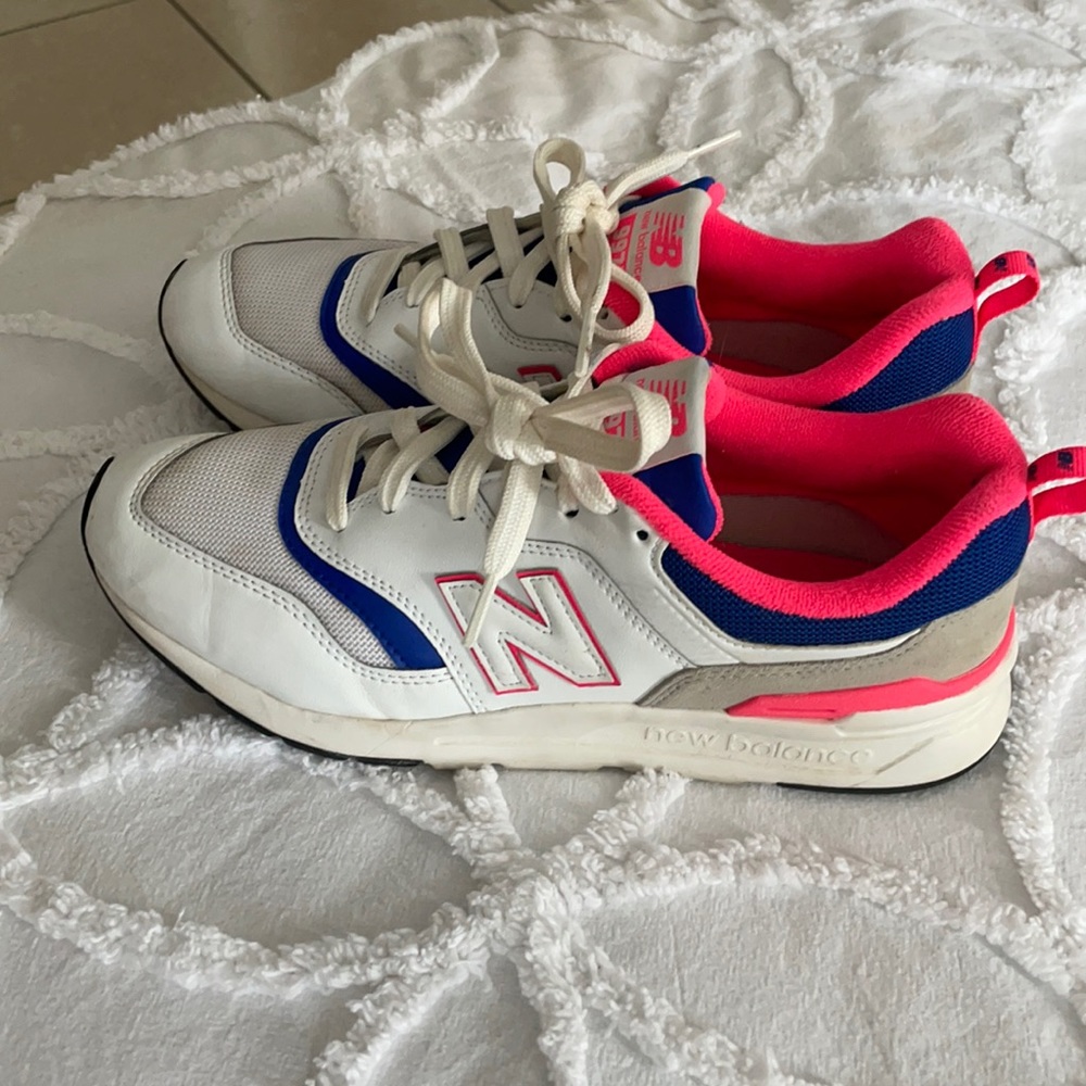 New Balance 997H Lindor sneakers Women’s Size 8.5